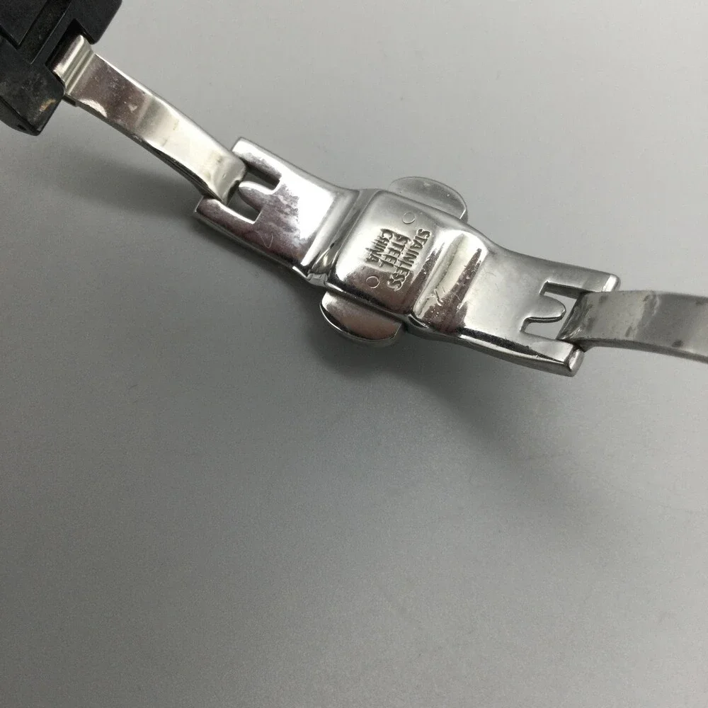 Isaac Mizrahi Live Women's Watch 34mm Black Ceramic Bracelet New Battery 6
